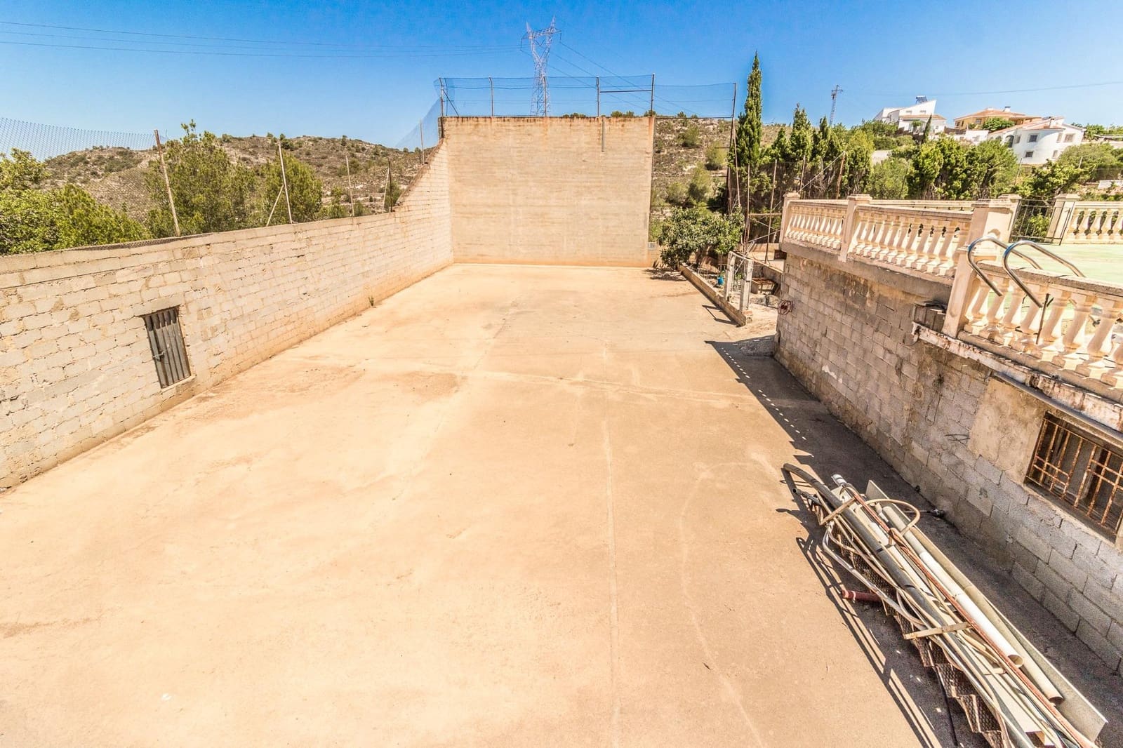 5 slaapkamer Villa te koop in Alfarp met zwembad garage - € 310.000 (Ref: 8415631)