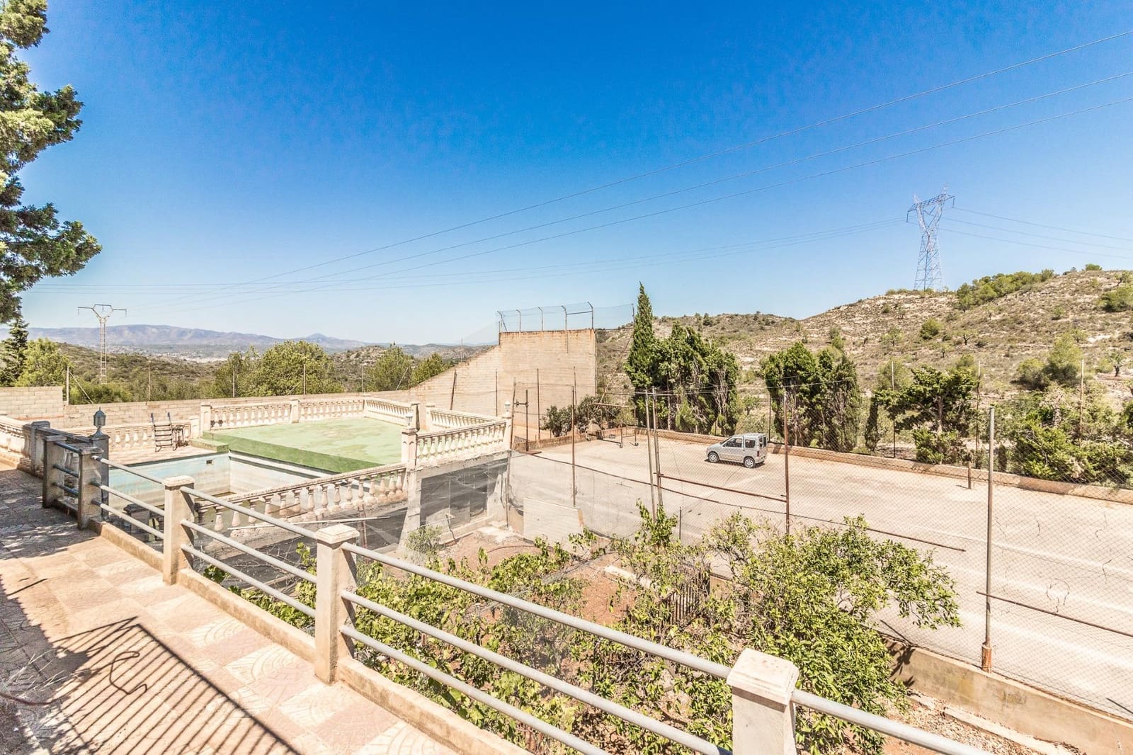 5 slaapkamer Villa te koop in Alfarp met zwembad garage - € 310.000 (Ref: 8415631)