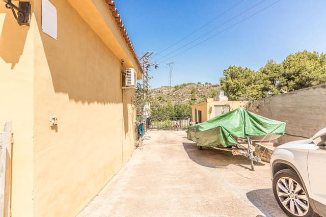 5 slaapkamer Villa te koop in Alfarp met zwembad garage - € 310.000 (Ref: 8415631)