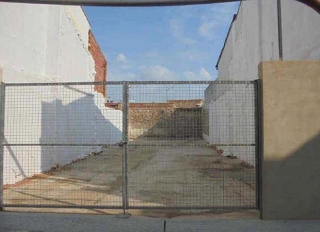 Building Plot for sale in La Pobla Llarga - € 35,000 (Ref: 8432896)