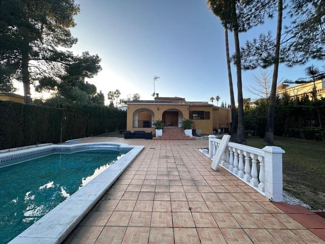 4 makuuhuone Huvila myytävänä paikassa Picassent - 360 000 € (Ref: 8432897)