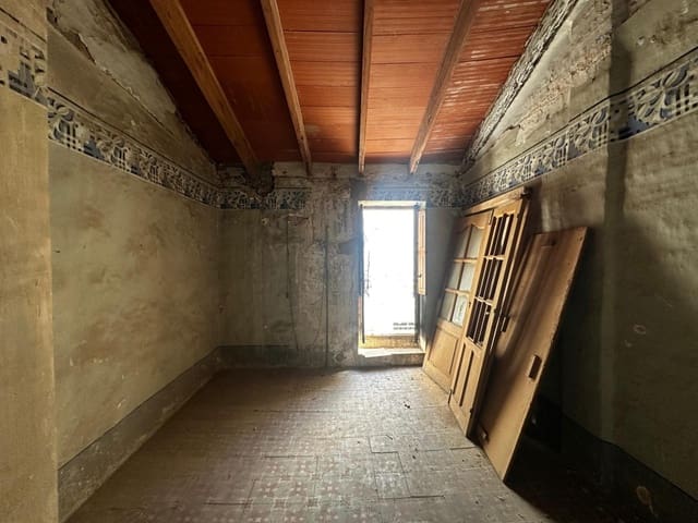 1 bedroom Commercial for sale in Carlet - € 31,000 (Ref: 8549367)