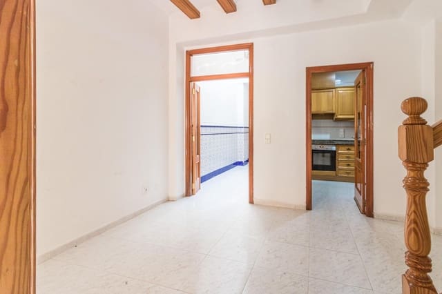 3 bedroom Townhouse for sale in Carlet - € 153,000 (Ref: 8557312)