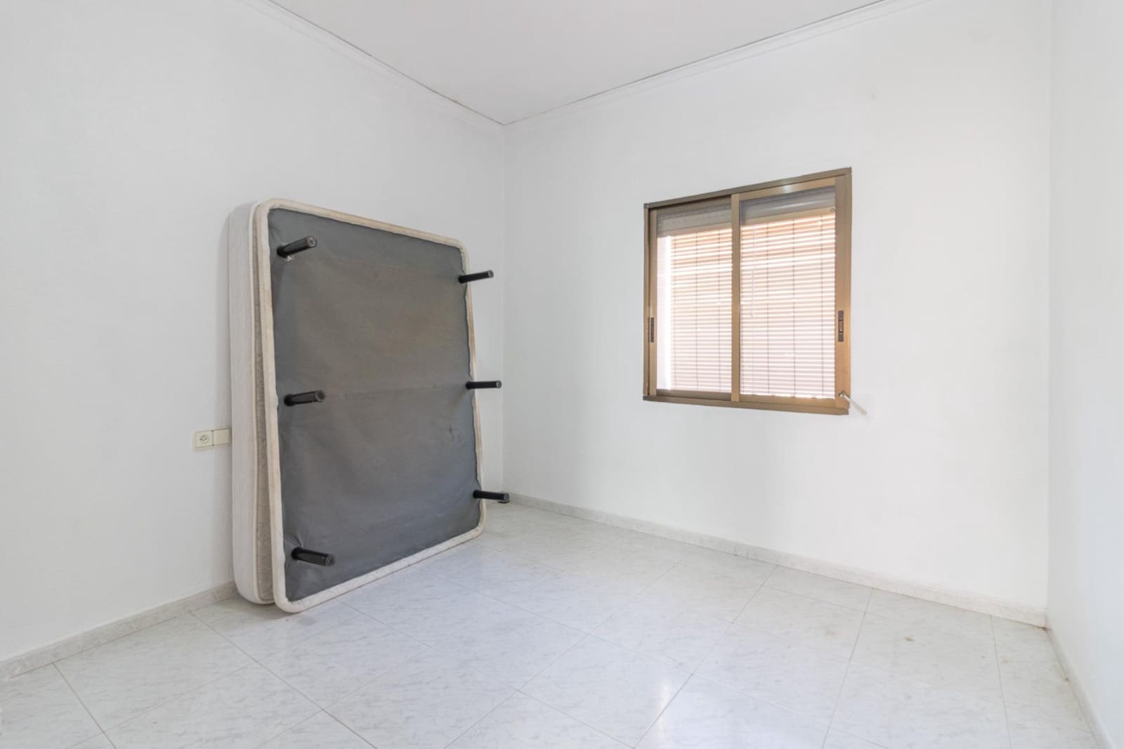 3 sypialnia Dom na sprzedaż w Carlet - 153 000 € (Ref: 8557312)