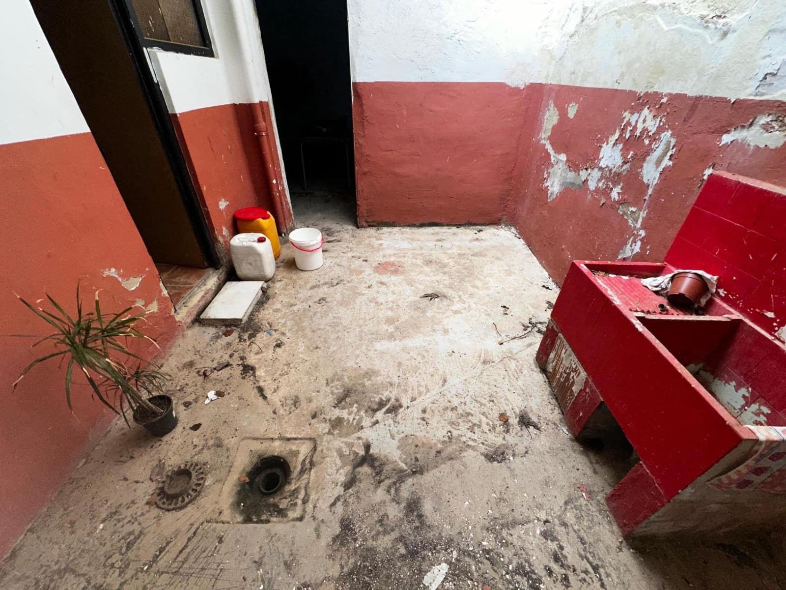 2 bedroom Townhouse for sale in L'Alcudia - € 123,000 (Ref: 8570484)