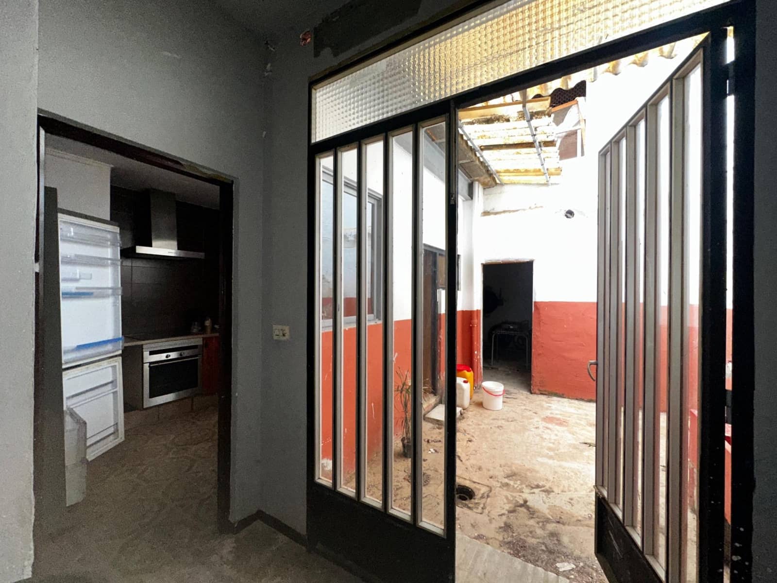 2 bedroom Townhouse for sale in L'Alcudia - € 123,000 (Ref: 8570484)