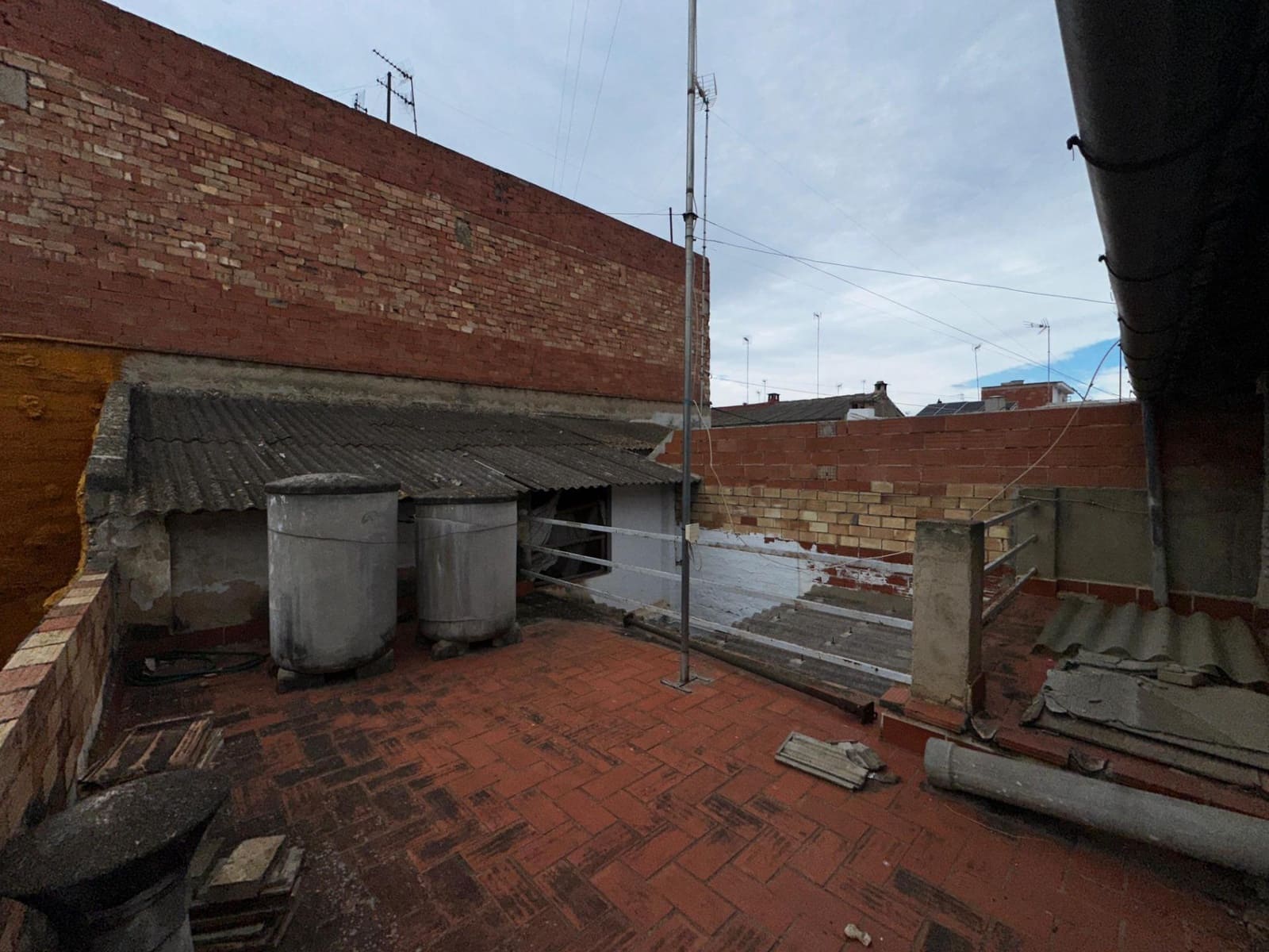 2 bedroom Townhouse for sale in L'Alcudia - € 123,000 (Ref: 8570484)