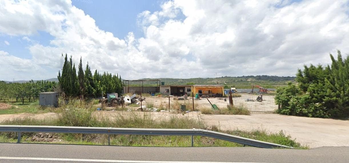 Ubebygd land til salgs i Catadau - € 167 000 (Ref: 8576783)