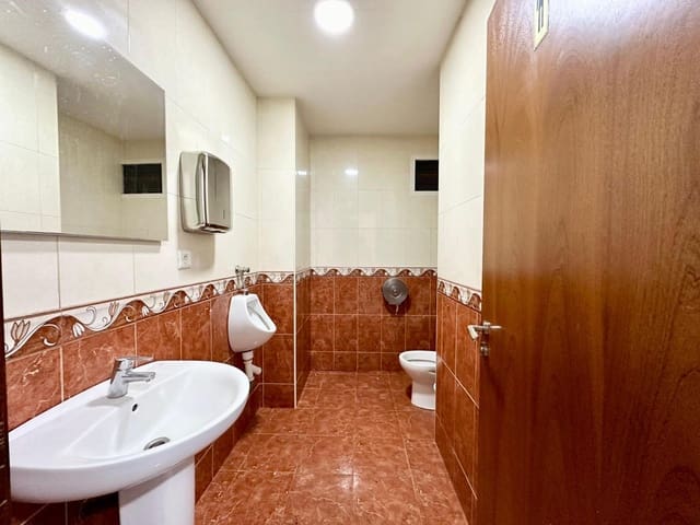 Commercieel te koop in L'Alcúdia - € 135.000 (Ref: 8595343)