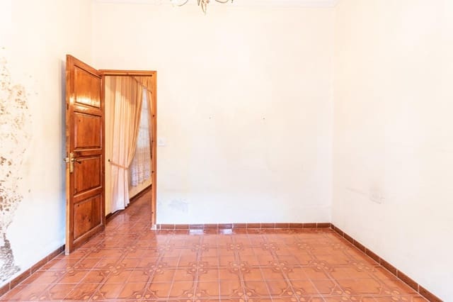 3 soveværelse Byhus til salg i Sellent med garage - € 90.000 (Ref: 8760260)