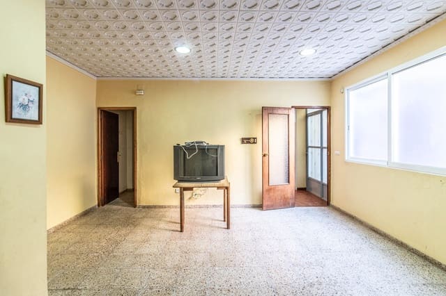 3 soveværelse Byhus til salg i Sellent med garage - € 90.000 (Ref: 8760260)