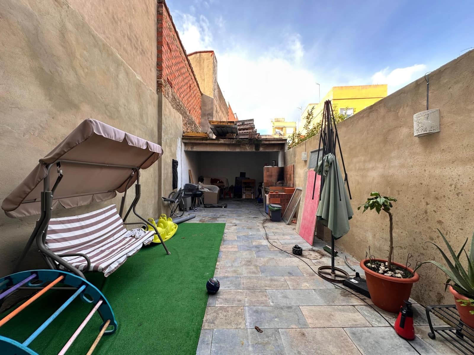 7 quarto Casa em Banda para venda em Carlet - 130 000 € (Ref: 8760261)