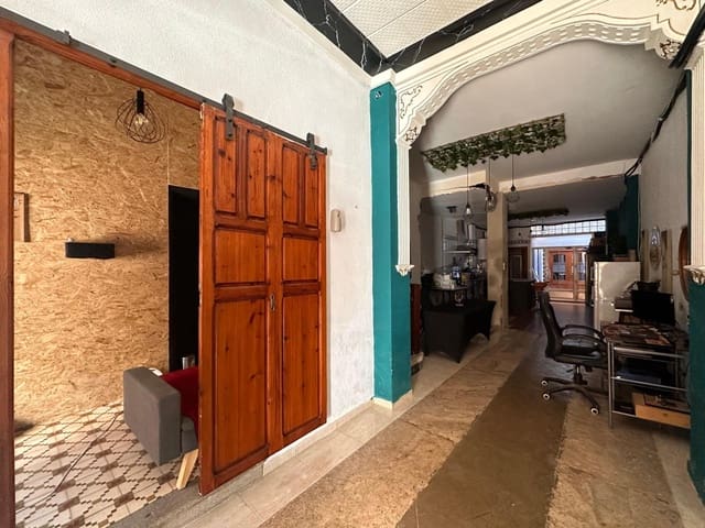 7 bedroom Townhouse for sale in Carlet - € 130,000 (Ref: 8760261)