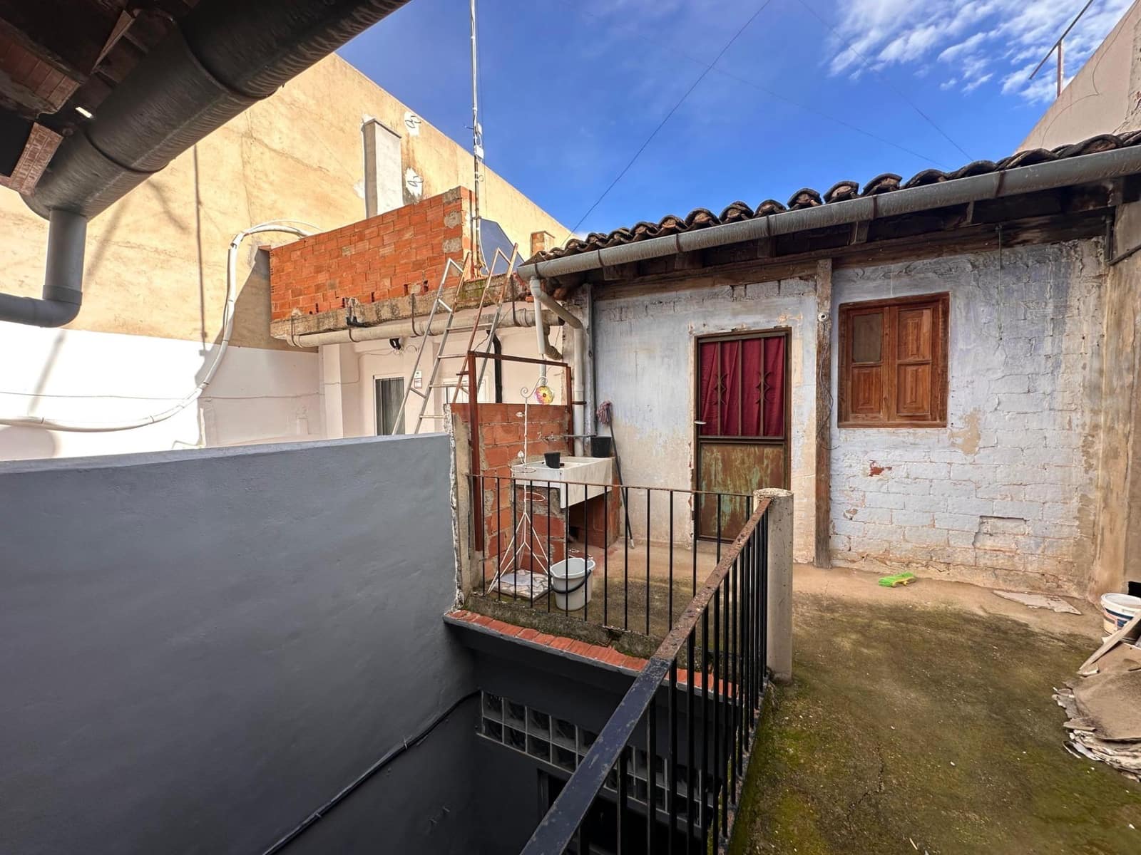 7 quarto Casa em Banda para venda em Carlet - 130 000 € (Ref: 8760261)
