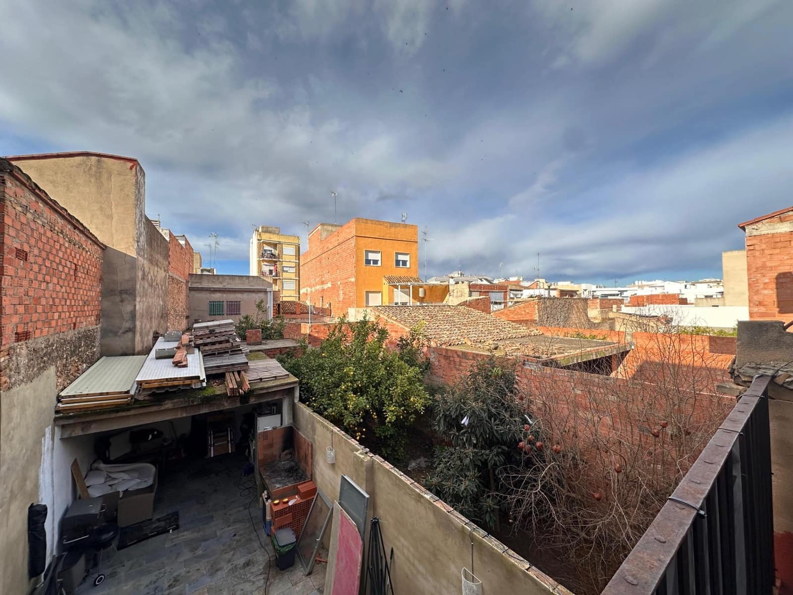 7 quarto Casa em Banda para venda em Carlet - 130 000 € (Ref: 8760261)