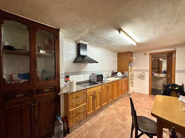 3 bedroom Townhouse for sale in Carlet - € 130,000 (Ref: 8792673)