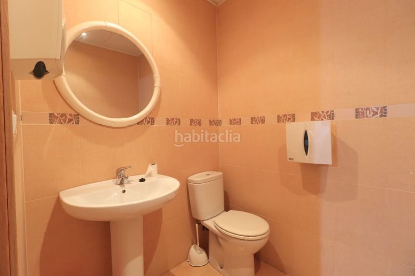 Erhverv til salg i L'Alcudia - € 100.000 (Ref: 8806330)