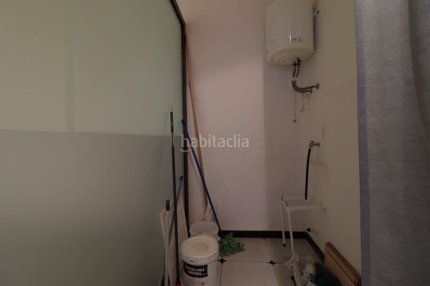 Erhverv til salg i L'Alcudia - € 100.000 (Ref: 8806330)