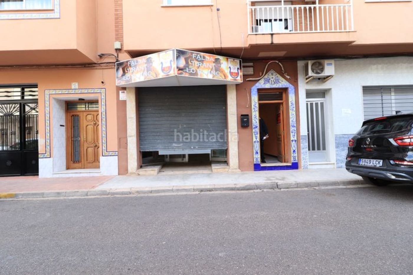 Erhverv til salg i L'Alcudia - € 100.000 (Ref: 8806330)