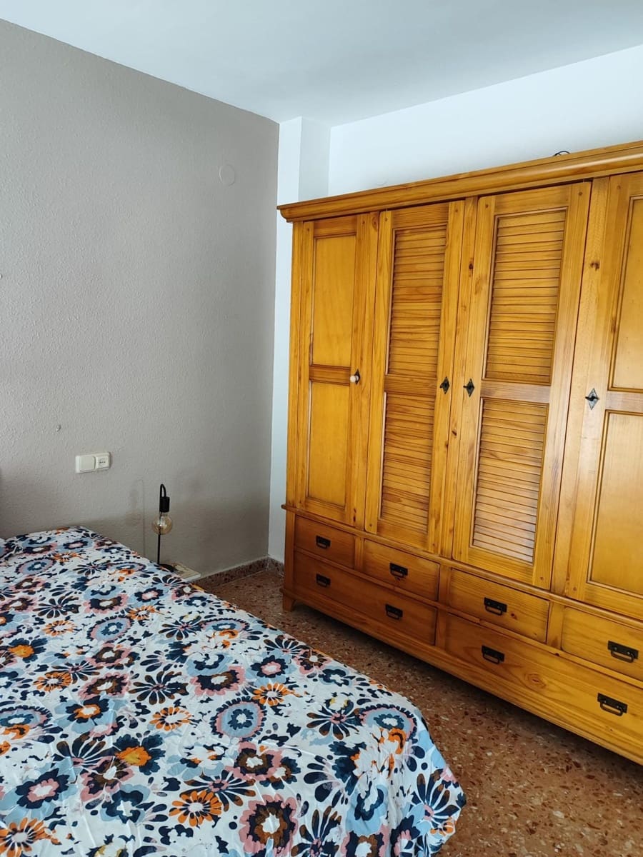 3 soveværelse Lejlighed til salg i L'Alcudia de Crespins med garage - € 100.000 (Ref: 8847625)