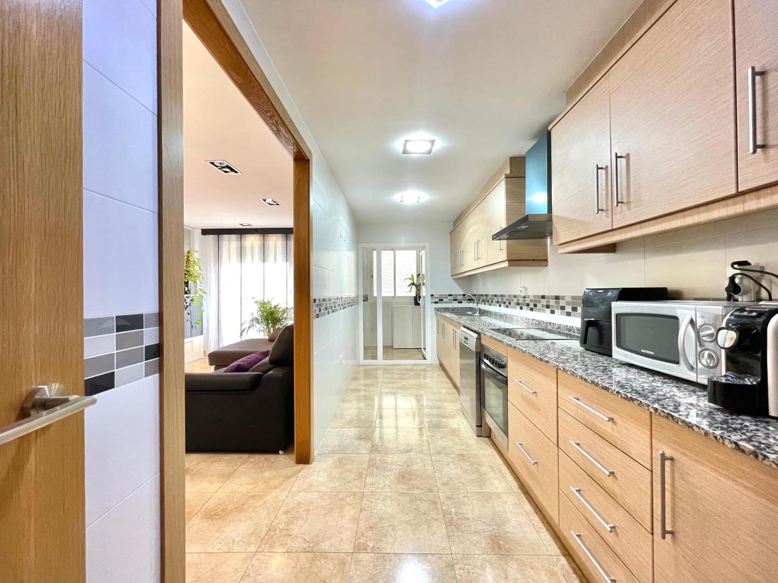 3 makuuhuone Asunto myytävänä paikassa Llombai mukana 
autotalli - 180 000 € (Ref: 8851572)