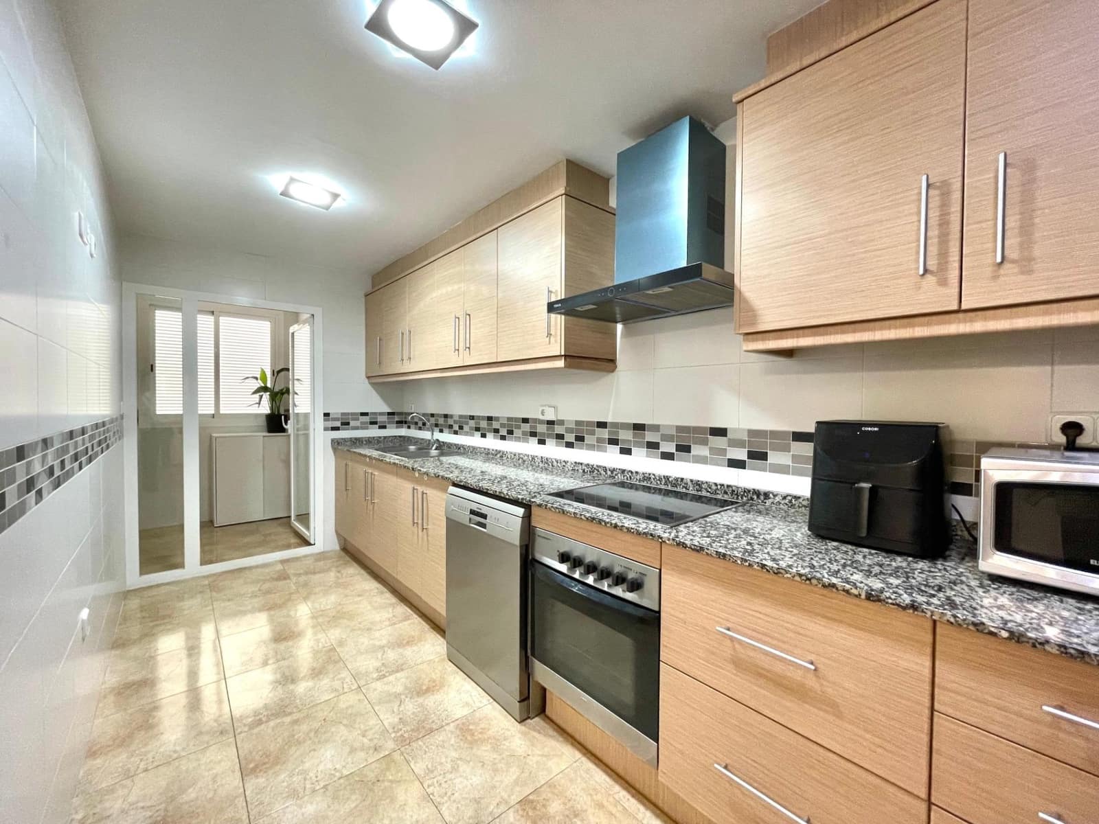 3 makuuhuone Asunto myytävänä paikassa Llombai mukana 
autotalli - 180 000 € (Ref: 8851572)