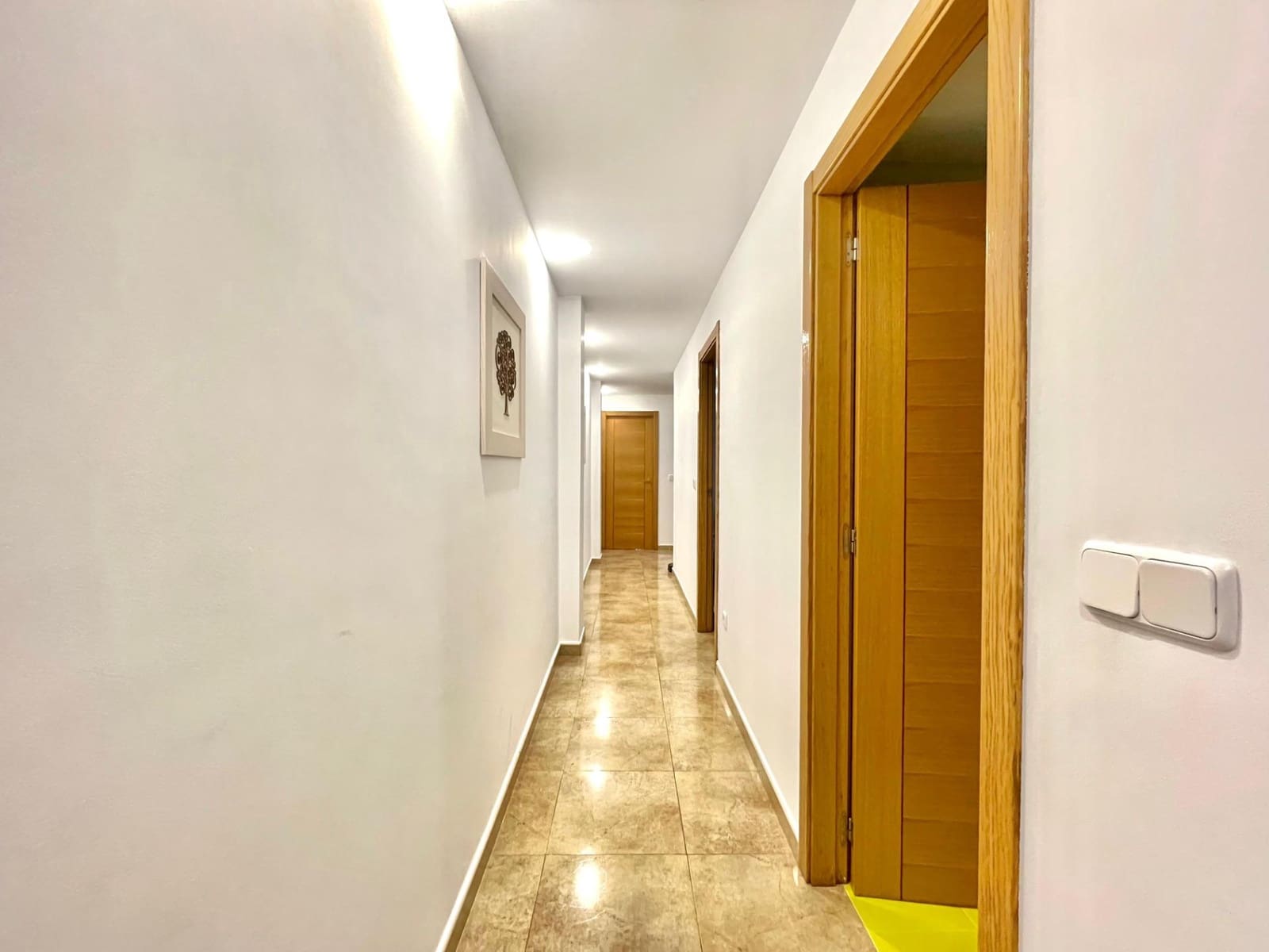 3 makuuhuone Asunto myytävänä paikassa Llombai mukana 
autotalli - 180 000 € (Ref: 8851572)