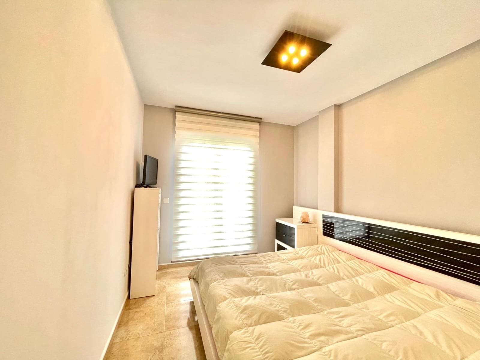 3 makuuhuone Asunto myytävänä paikassa Llombai mukana 
autotalli - 180 000 € (Ref: 8851572)