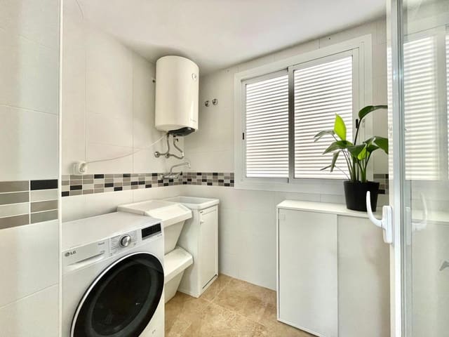 3 makuuhuone Asunto myytävänä paikassa Llombai mukana 
autotalli - 180 000 € (Ref: 8851572)