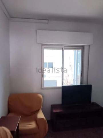 Piso de 4 habitaciones en Alginet en venta con garaje - 135.000 € (Ref: 8857756)