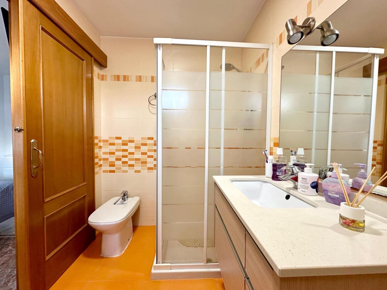 4 soveværelse Villa til salg i Carlet med swimmingpool - € 320.000 (Ref: 8886058)