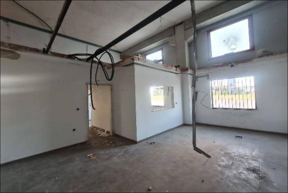 Bedrijf te koop in Alzira - € 466.400 (Ref: 8894942)