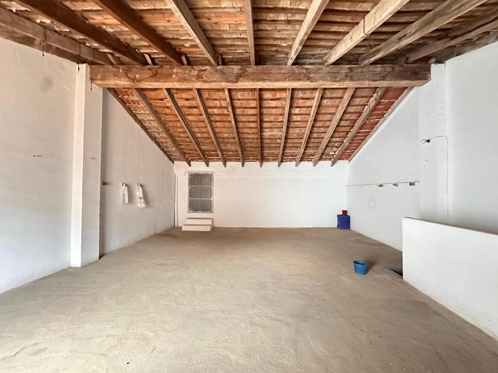 Townhouse for sale in Carlet with garage - € 150,000 (Ref: 8921669)