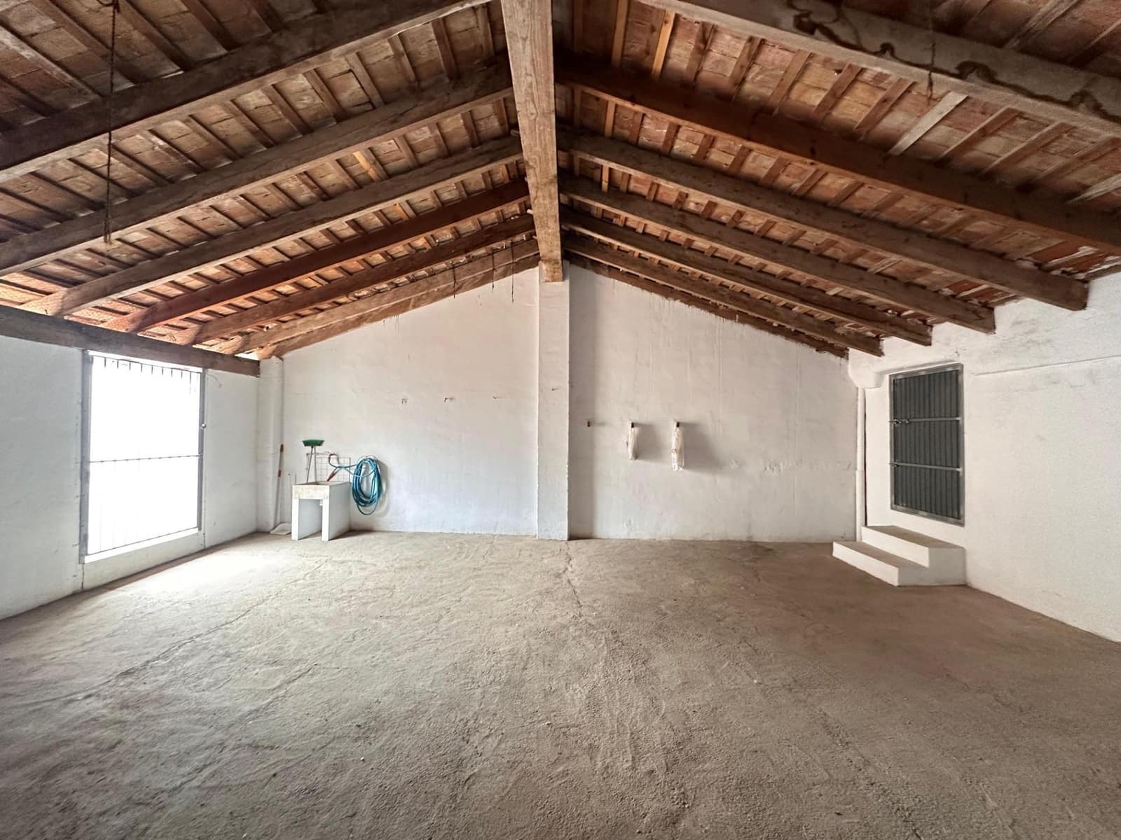 Townhouse for sale in Carlet with garage - € 150,000 (Ref: 8921669)