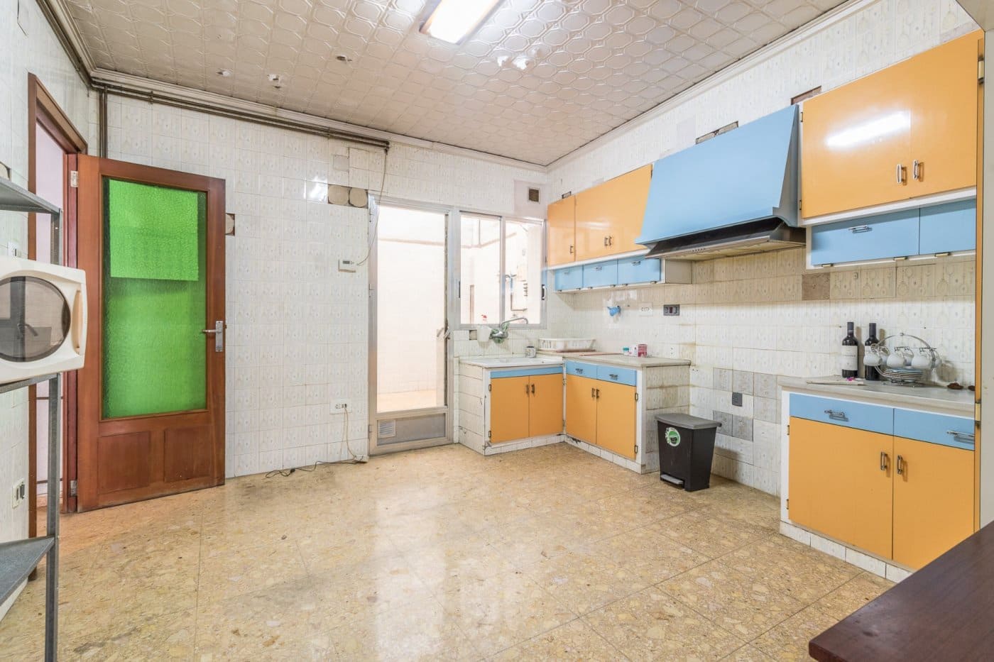 Commerciale in vendita in Carlet - 195.000 € (Rif: 8932129)