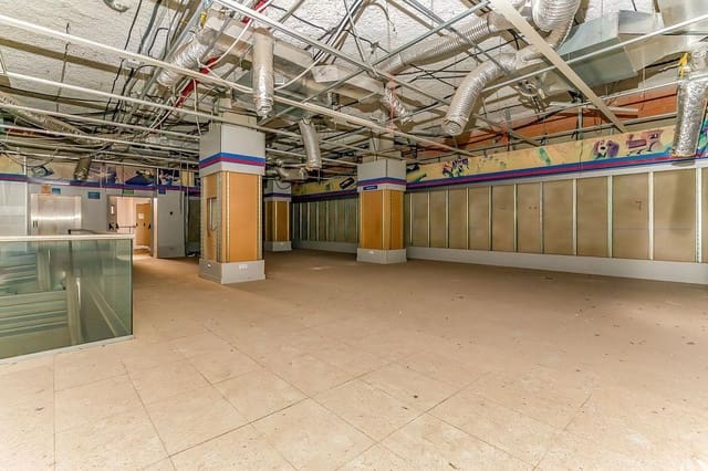 Commerciale in vendita in Alzira - 750.000 € (Rif: 8936822)