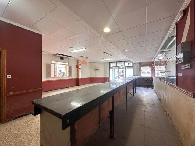 Commercieel te koop in L'Alcúdia - € 180.000 (Ref: 8948731)