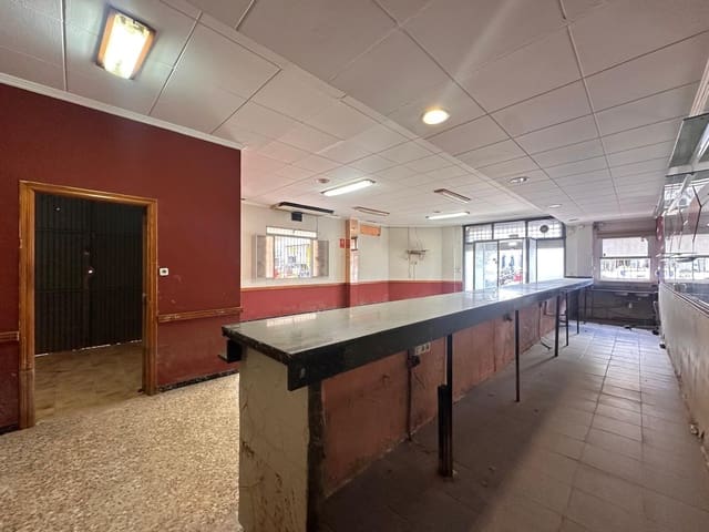Commercieel te koop in L'Alcúdia - € 180.000 (Ref: 8948731)