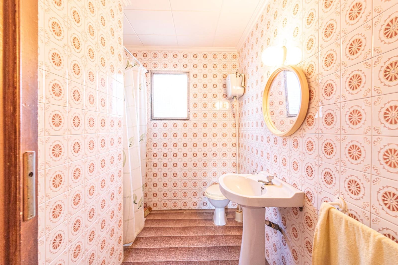 4 soveværelse Finca/Landehus til salg i Carlet med swimmingpool - € 200.000 (Ref: 8948732)