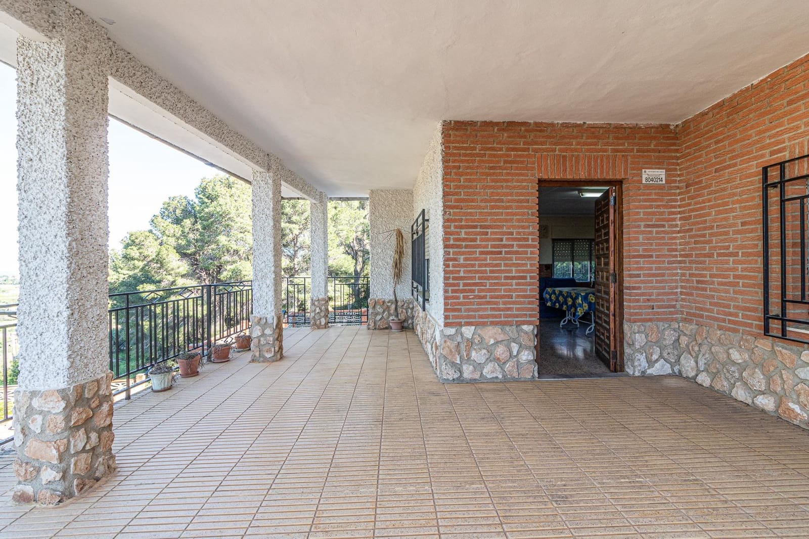 4 soveværelse Finca/Landehus til salg i Carlet med swimmingpool - € 200.000 (Ref: 8948732)