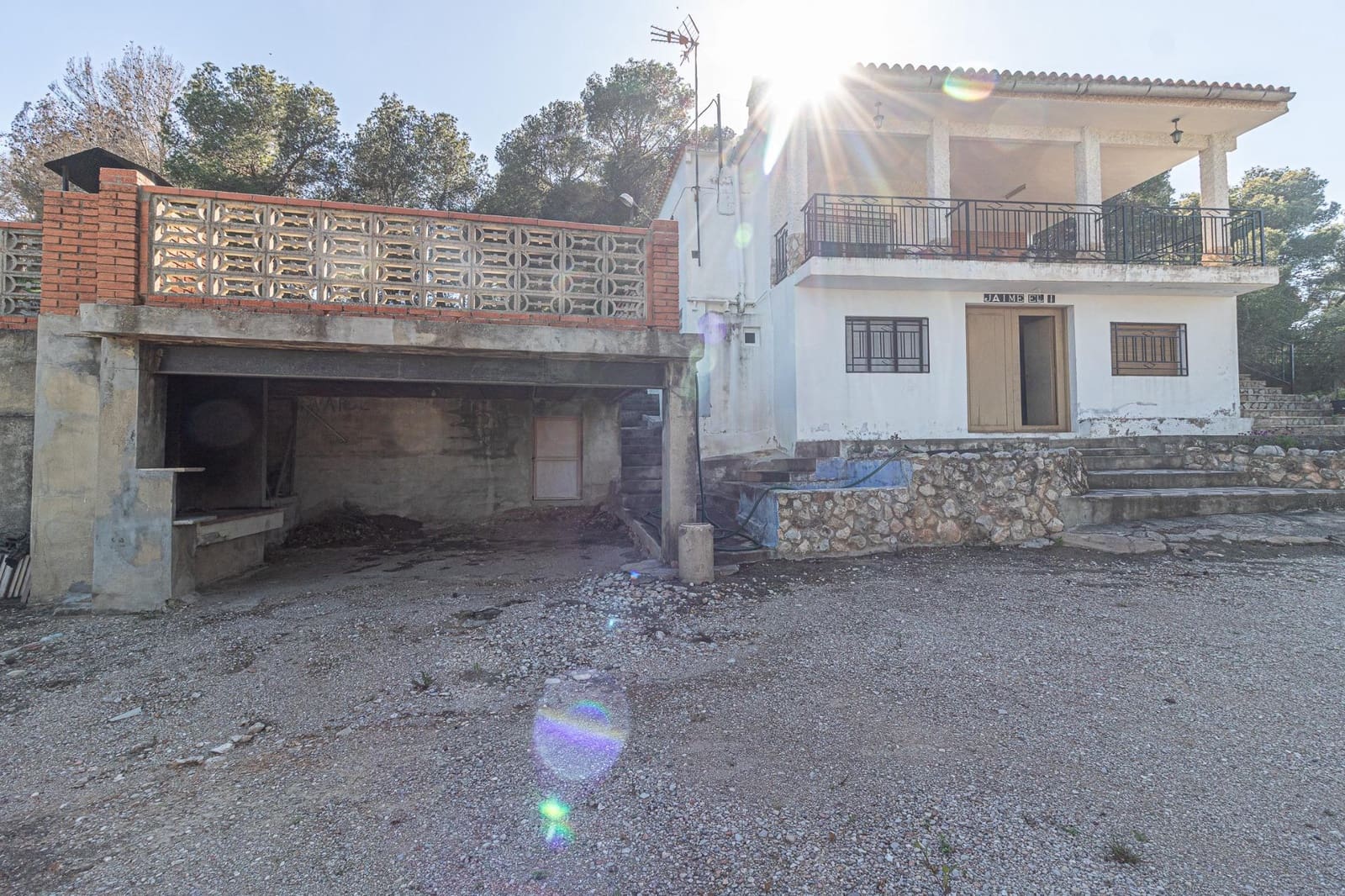 4 soveværelse Finca/Landehus til salg i Carlet med swimmingpool - € 200.000 (Ref: 8948732)