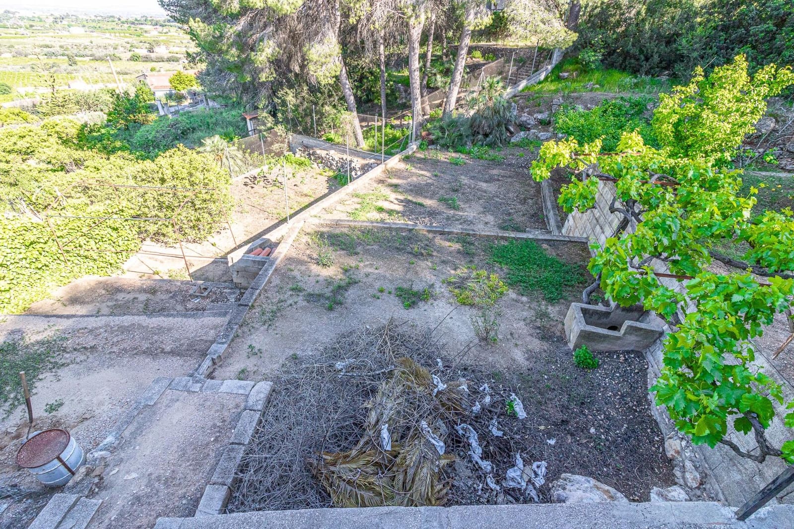 4 soveværelse Finca/Landehus til salg i Carlet med swimmingpool - € 200.000 (Ref: 8948732)