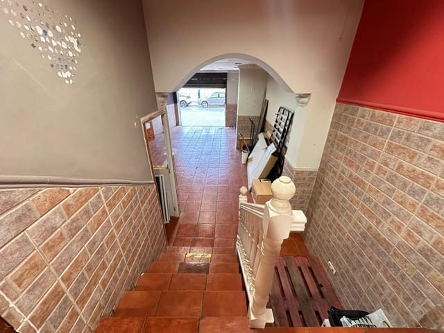 Commercial for sale in Carlet - € 47,000 (Ref: 8972696)