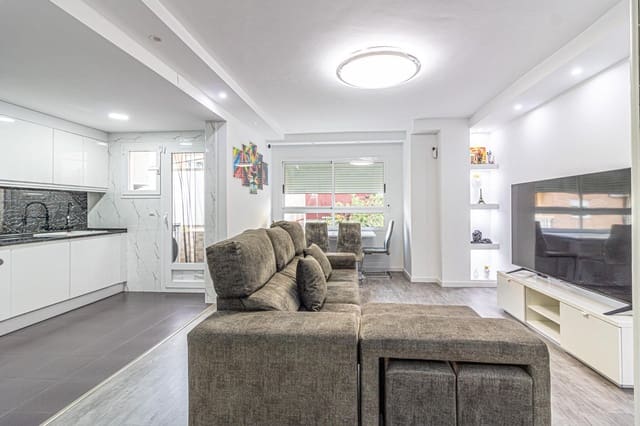 3 makuuhuone Asunto myytävänä paikassa Carlet mukana 
autotalli - 150 000 € (Ref: 8993945)