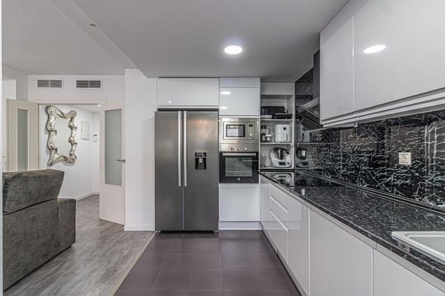 3 makuuhuone Asunto myytävänä paikassa Carlet mukana 
autotalli - 150 000 € (Ref: 8993945)