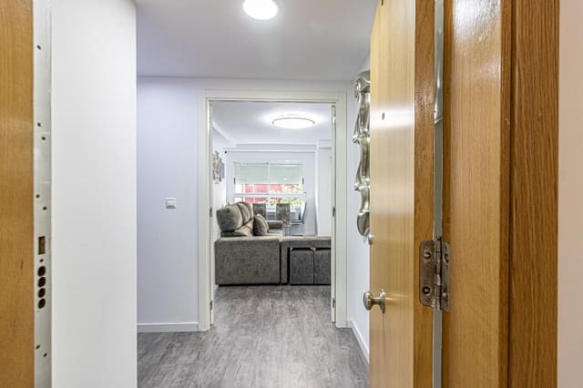 3 makuuhuone Asunto myytävänä paikassa Carlet mukana 
autotalli - 150 000 € (Ref: 8993945)