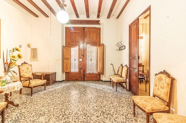 5 bedroom Townhouse for sale in Manuel with garage - € 140,000 (Ref: 9360129)