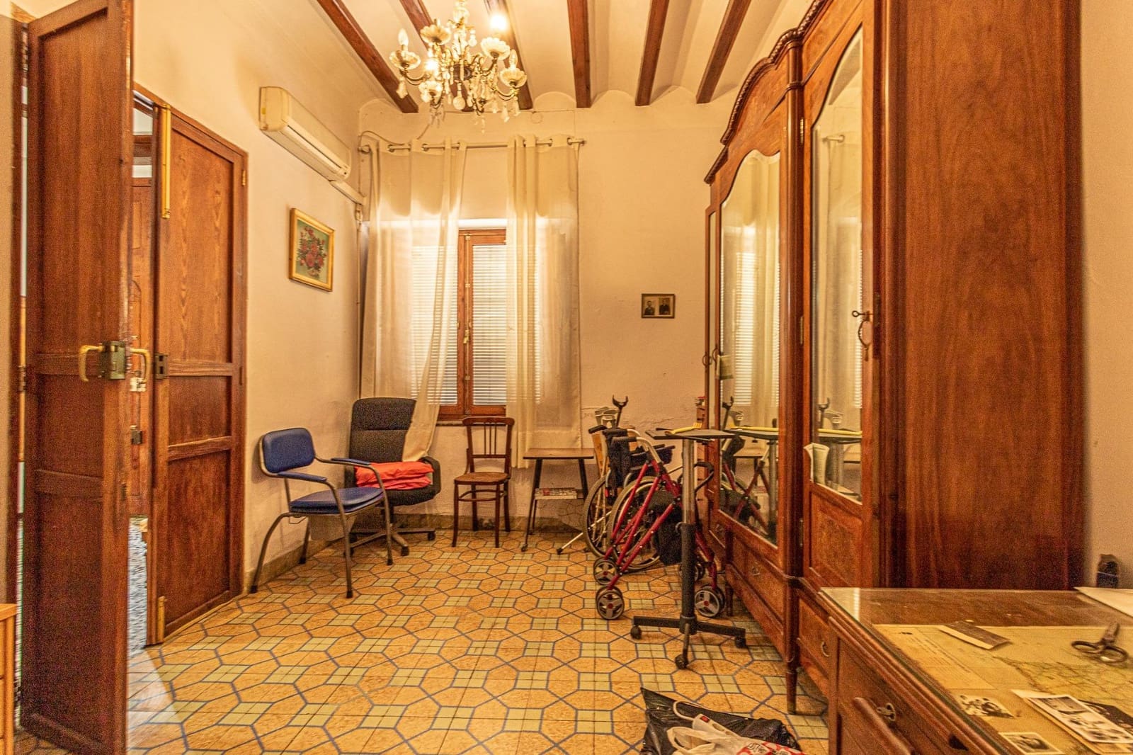 5 sypialnia Dom na sprzedaż w Manuel z garażem - 140 000 € (Ref: 9360129)