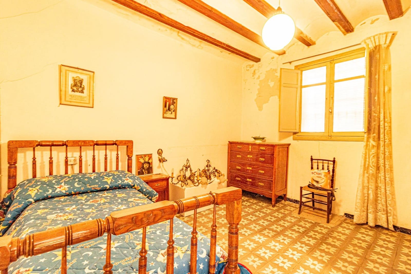 5 sypialnia Dom na sprzedaż w Manuel z garażem - 140 000 € (Ref: 9360129)