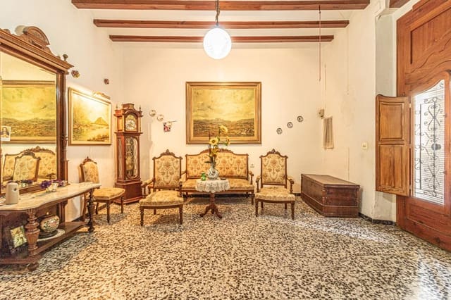 5 bedroom Townhouse for sale in Manuel with garage - € 140,000 (Ref: 9360129)